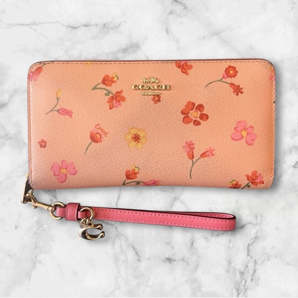 Coach Long Zip Around Mystical Floral Print W/Detachable Wrist Strap Wallet NWOT - Picture 1 of 10